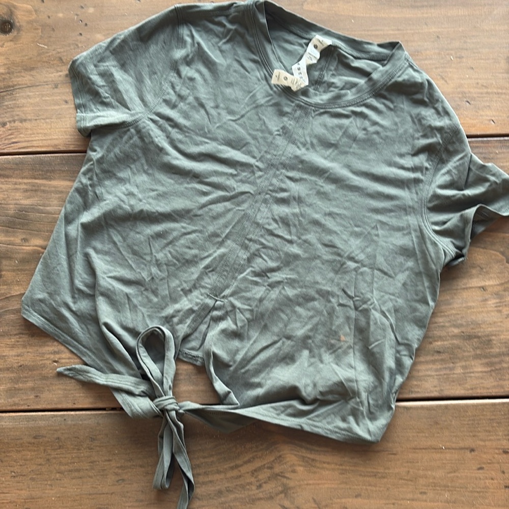 Lululemon tie top